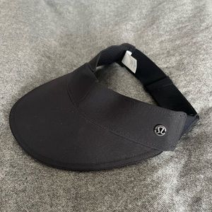 Lululemon visor
